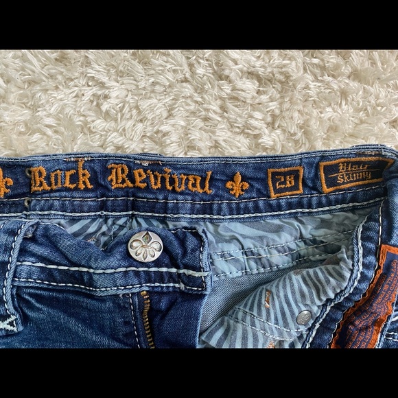 Rock Revivial Blair Skinny Jean - Picture 2 of 5